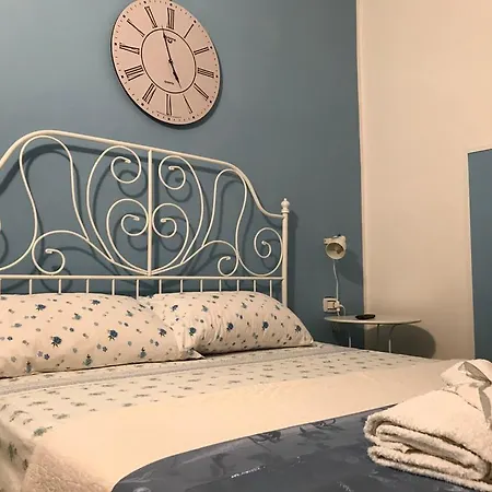 Domus Rubra Apartment *