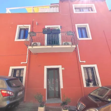 Domus Rubra Castelsardo