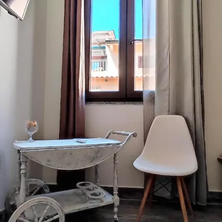 Domus Rubra Apartment